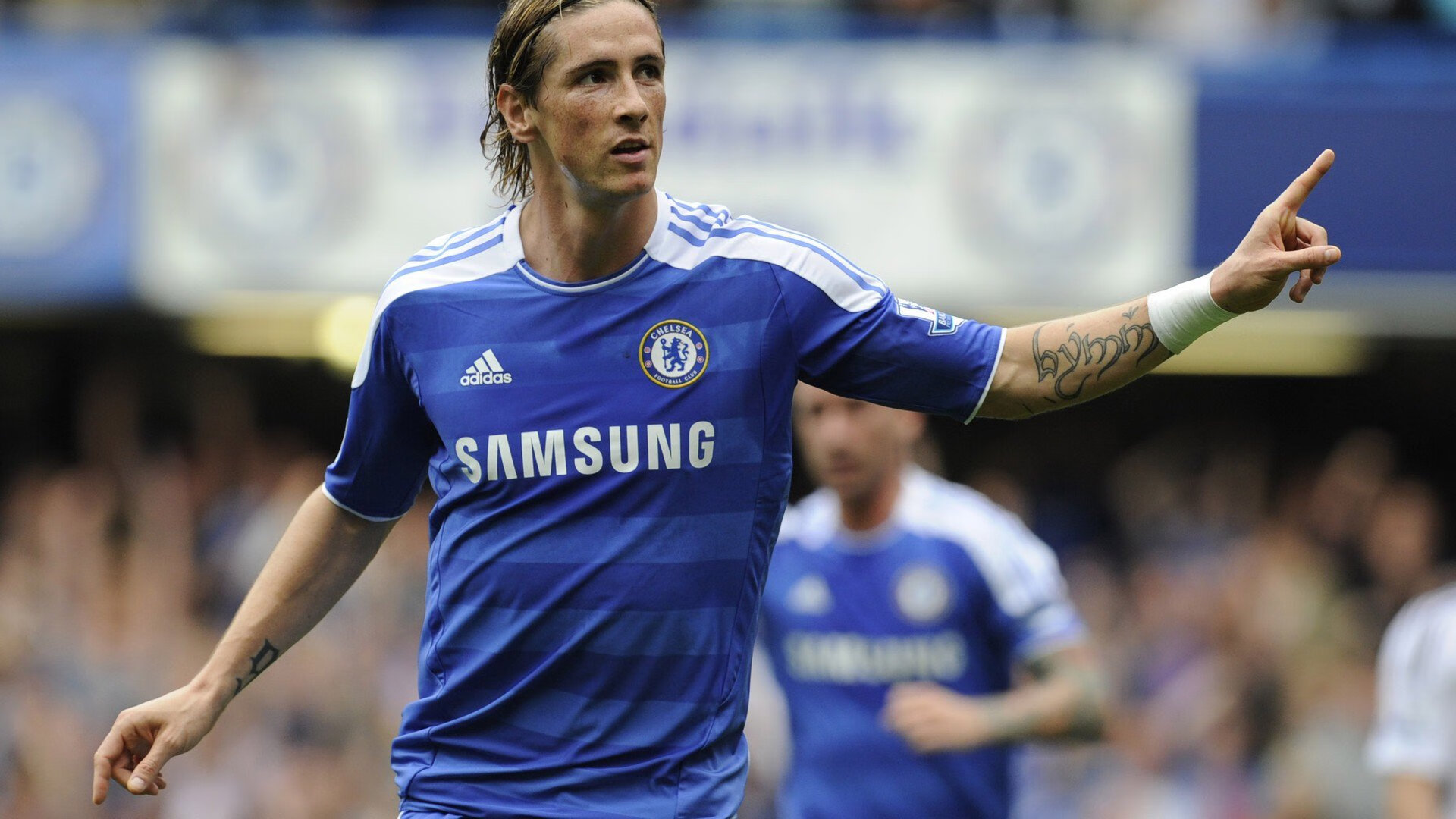 将面对旧主!阿诺德Ins发布抵达利物浦的照片:家,利物浦阿诺德外号