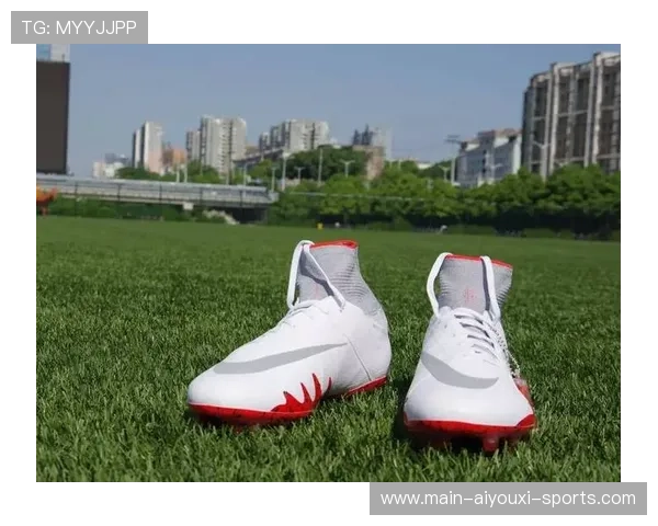 内马尔与说唱歌手同台互动，音乐圈跨界爆火